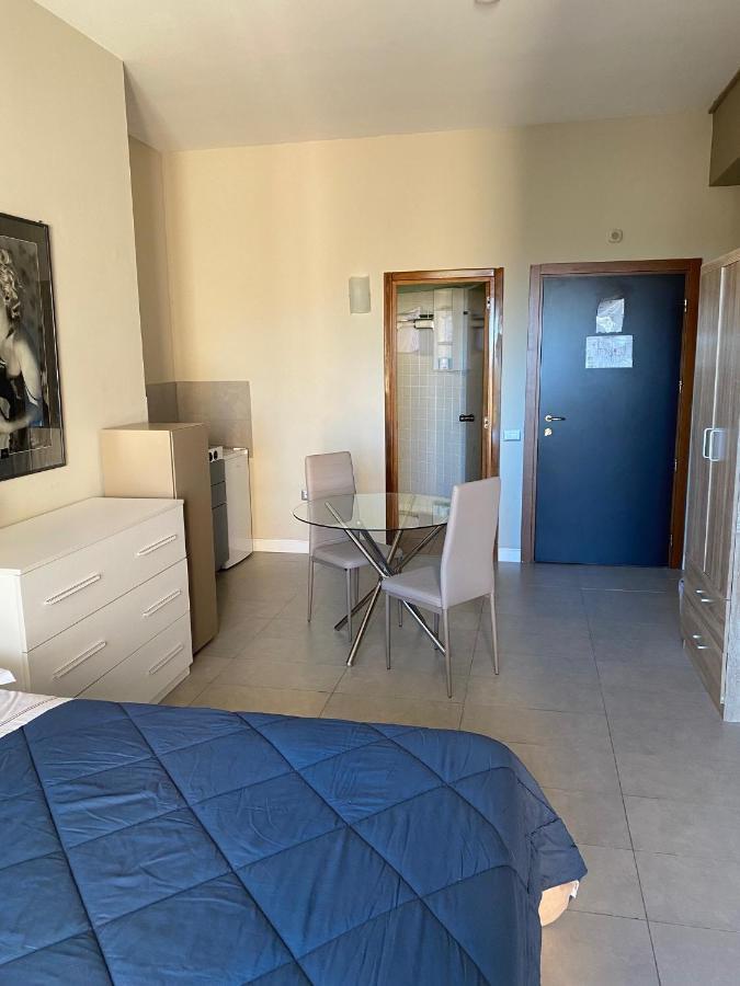 Residence Parco Tirreno ローマ エクステリア 写真